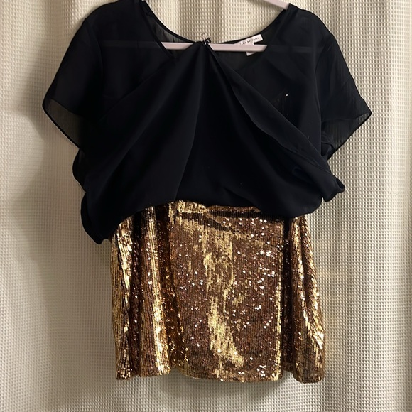 Black/gold top - Picture 4 of 7